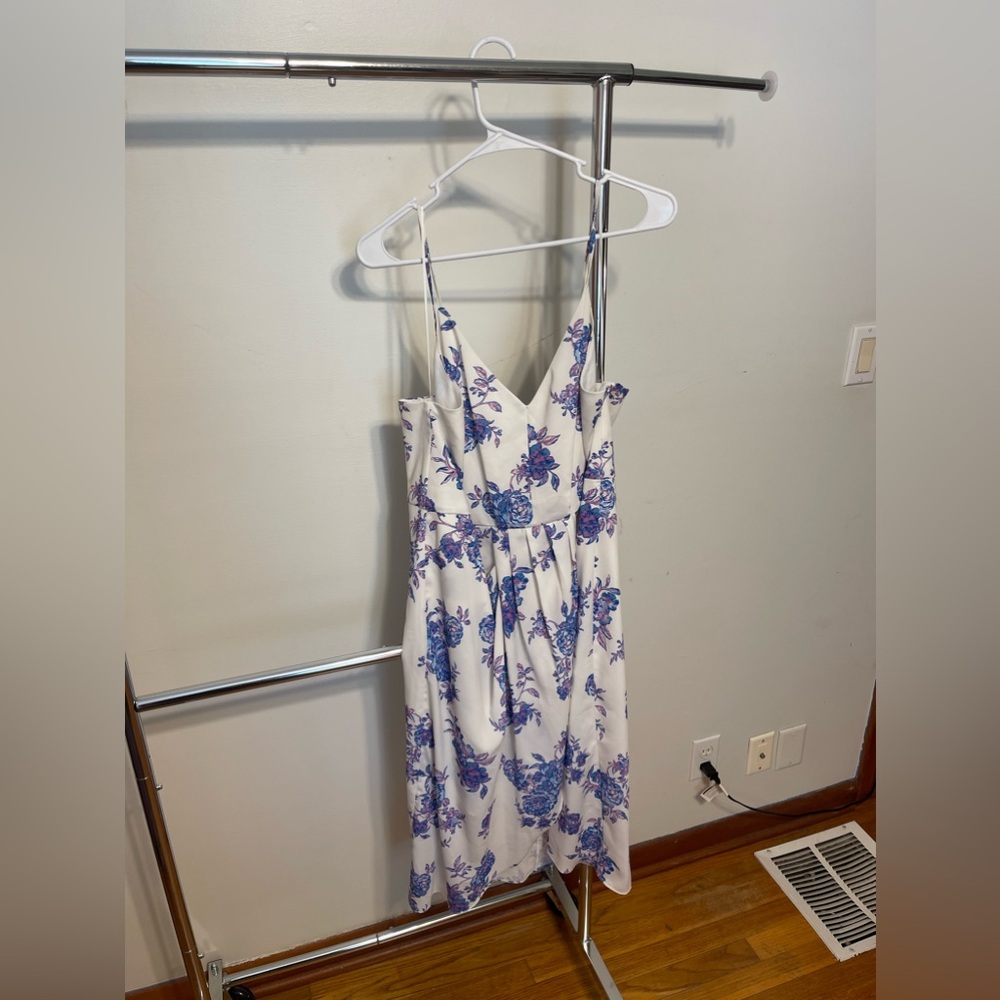 Chelsea28 dress, size xxl, only worn once, color: blue, purple, white
